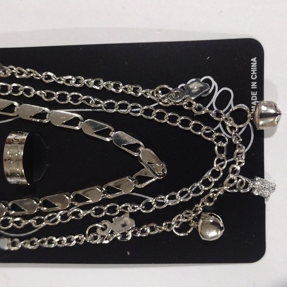 Silver Tone 3-Piece Anklet Set with Charms + 3 Toe Rings – Trendy Summer Jewelry - Picture 5 of 8